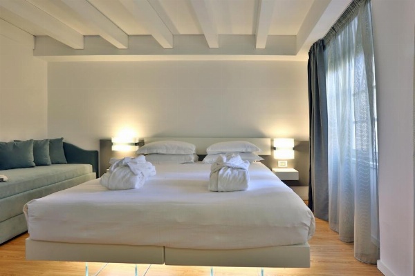 Urban Hotel Design image 27