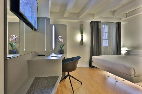 Urban Hotel Design image 6
